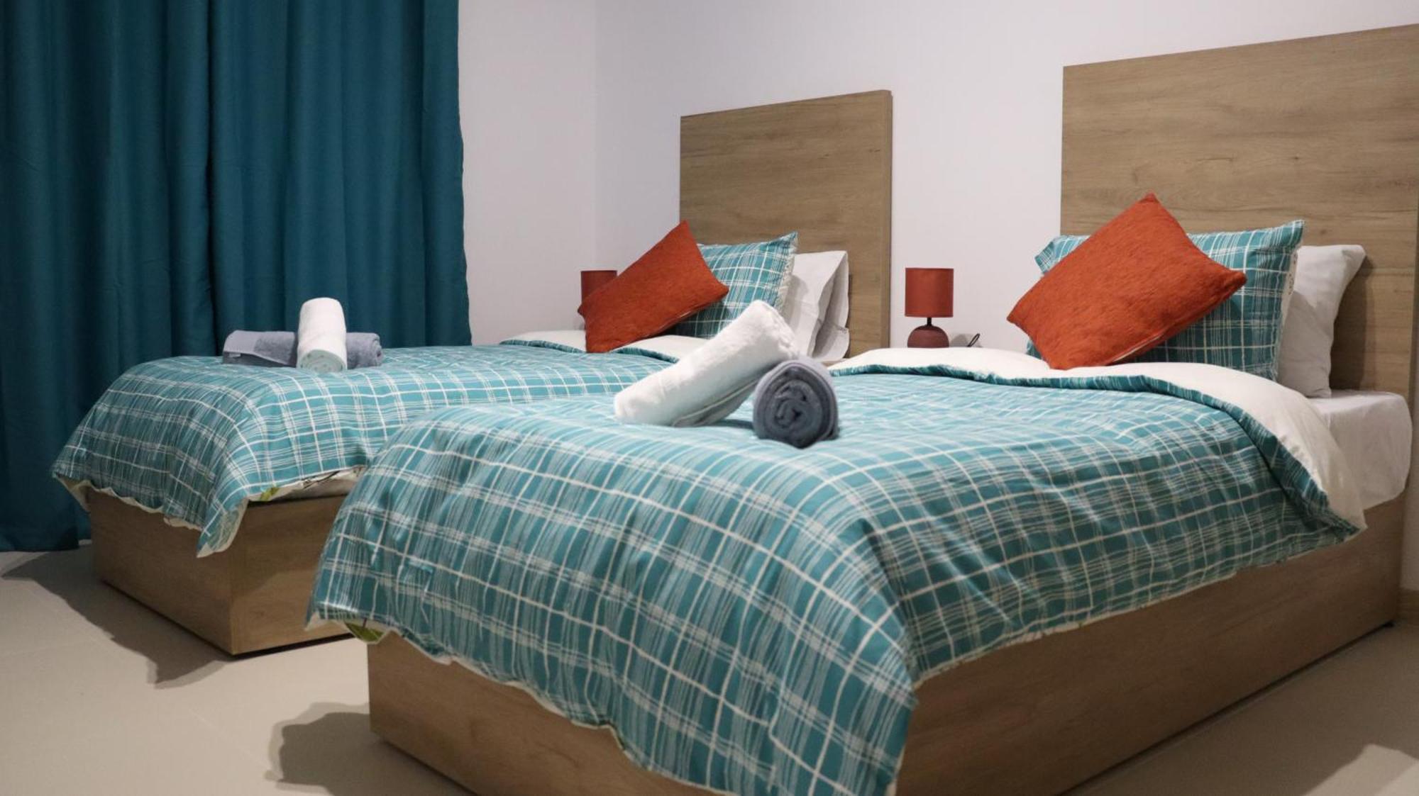 Sc6 - Modern & Spacious 2 Bed セント・ポールズ・ベイ エクステリア 写真